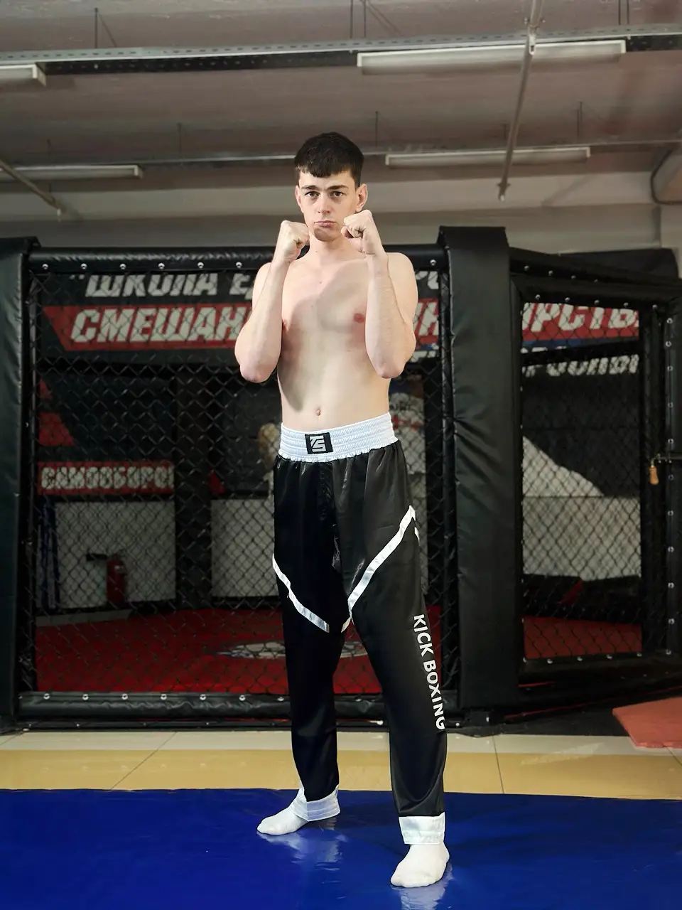 Брюки для кикбоксинга Tomorrow Star PRO черные