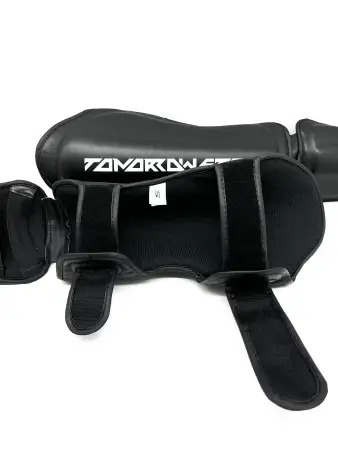 Защита голени и стопы Tomorrow Star Black Line