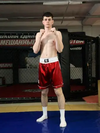 Шорты для кикбоксинга красные Tomorrow Star