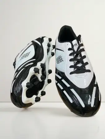 Бутсы CLASSIC BLACK AND WHITE