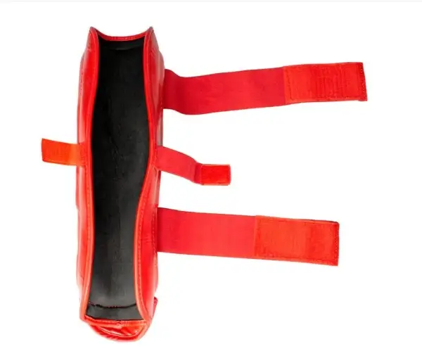 Защита голени BoyBo KNOCK OUT, IK-35 (одобрено ФКР) красный