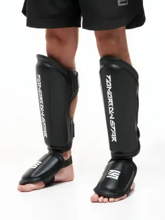 Защита голени и стопы Tomorrow Star Black Line