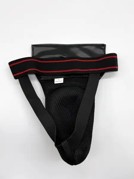 Защита паха Tomorrow Star Red Line (M) черная