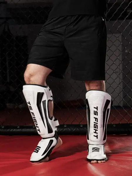 Защита голени и стопы Tomorrow Star Fury White Black