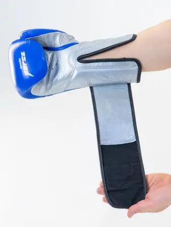 Боксерские перчатки Infinite Force Arctic