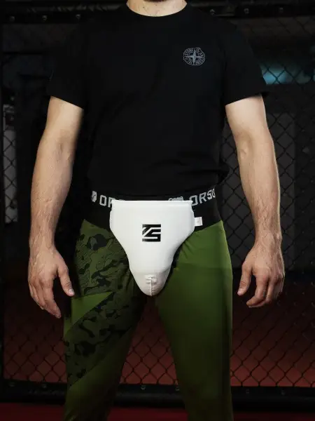 Защита паха мужская, бандаж белый Tomorrow Star с черной резинкой