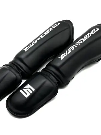 Защита голени и стопы Tomorrow Star Black Line