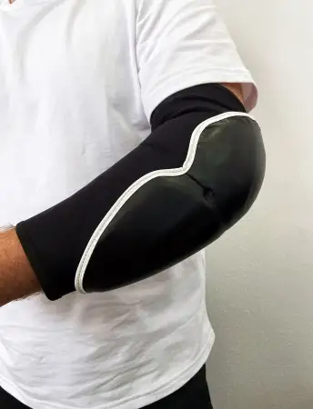 Защита локтя BLACK TS 43