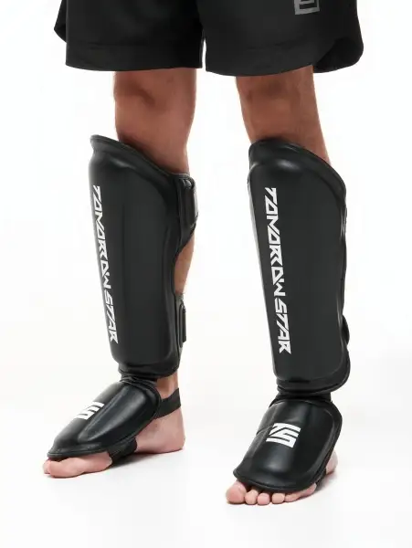 Защита голени и стопы Tomorrow Star Black Line