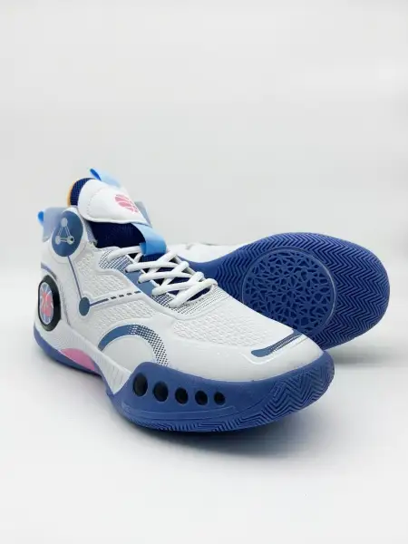 Баскетбольные кроссовки  white with blue