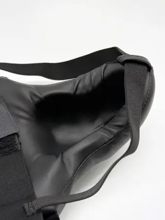 Защита паха мужская, бандаж черный Tomorrow Star с черной резинкой