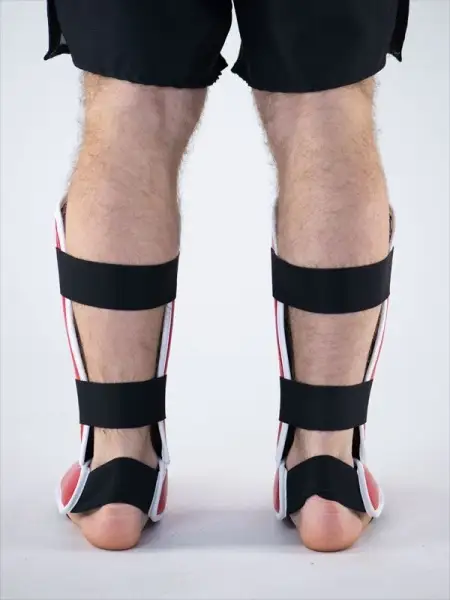 Защита голени и стопы  Reyvel Classic красная