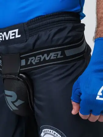 Защита паха Reyvel (металл)