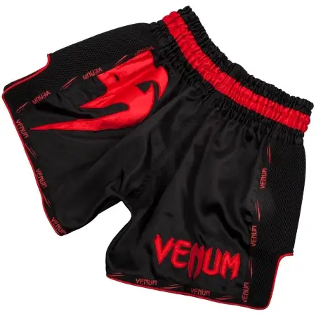 Шорты Muay Thai Venum Giant  черные с красным