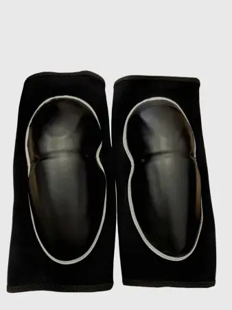 Защита колена кожа BLACK TS 45