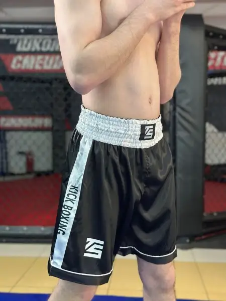 Шорты для кикбоксинга черные Tomorrow Star