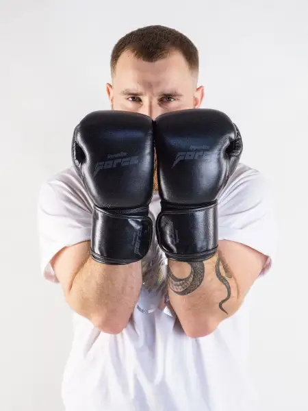Боксерские перчатки Infinite Force Black Devil