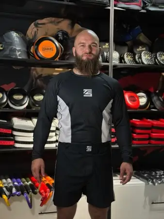 Рашгард Tomorrow Star черно-белый