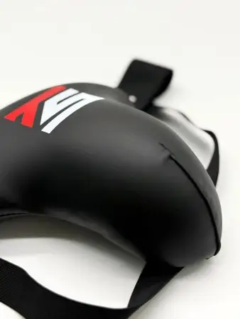 Защита паха мужская, бандаж черный Tomorrow Star с черной резинкой