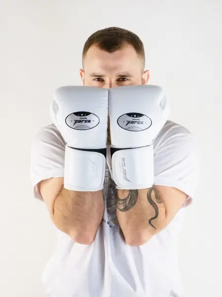 Боксерские перчатки Infinite Force Chrono