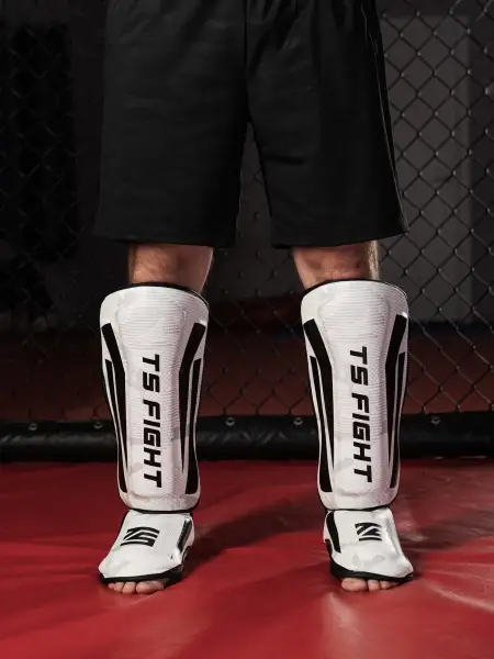 Защита голени и стопы Tomorrow Star Fury White Black