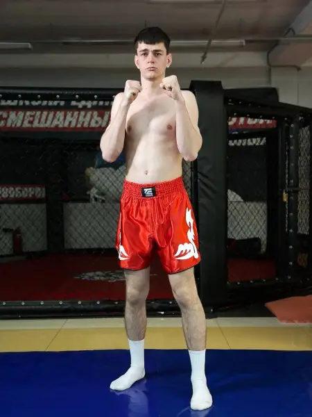 Шорты для тайского бокса красные Tomorrow Star