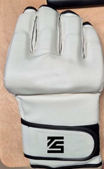 Перчатки для всестилевого каратэ Tomorrow star