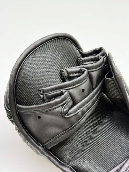 Перчатки для ММА черные Tomorrow Star