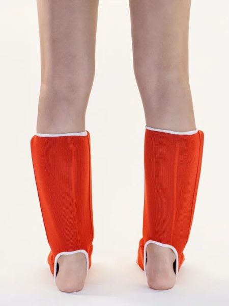 Защита голени и стопы  RV формованная красная