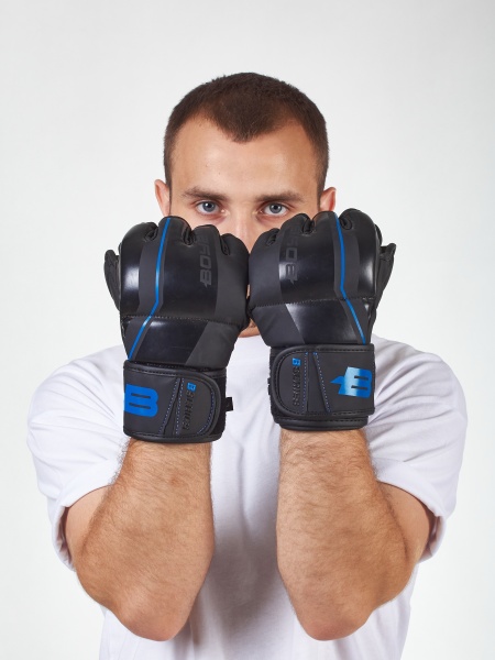 Перчатки для ММА Boybo B-series, черно-синии