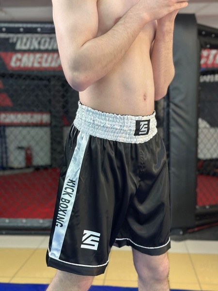 Шорты для кикбоксинга черные Tomorrow Star