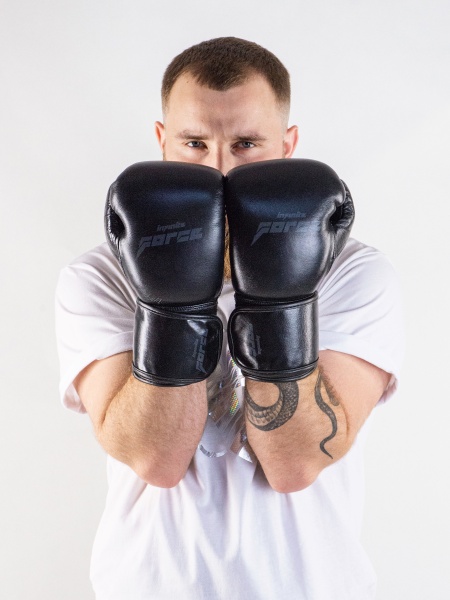 Боксерские перчатки Infinite Force Black Devil