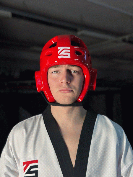 Шлем для тхэквондо Tomorrow Star красный