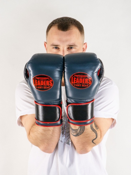 ПЕРЧАТКИ БОКСЕРСКИЕ LEADERS SUPER SERIES CUSTOM GR/BK/RD  серый/черный