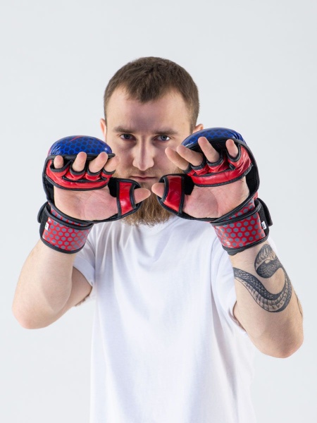 Перчатки тренировочные OXXFIRE MMA, красные
