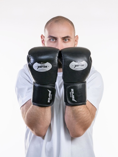 Боксерские перчатки Infinite Force Symbiote