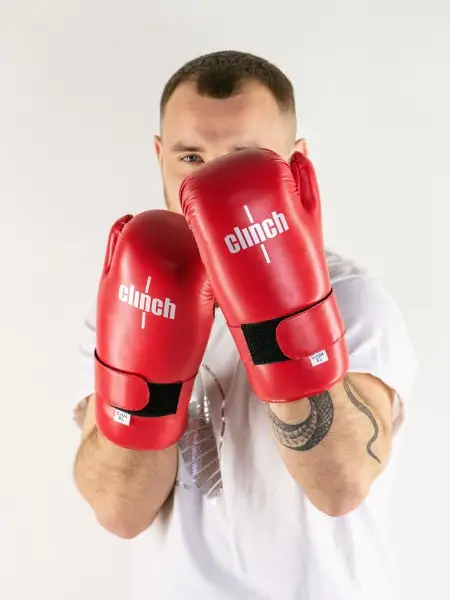 C524 Перчатки полуконтакт Clinch Semi Contact Gloves Kick красные C524 Перчатки полуконтакт Clinch Semi Contact Gloves Kick красные